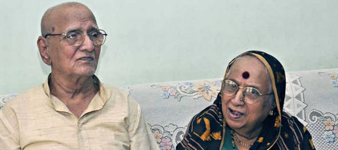 Mahadevappa Shivabasappa Pattan and his wife Sharadamma M. Pattan in Bangalore. (FILE) Photo: Bhagya Prakash K. 