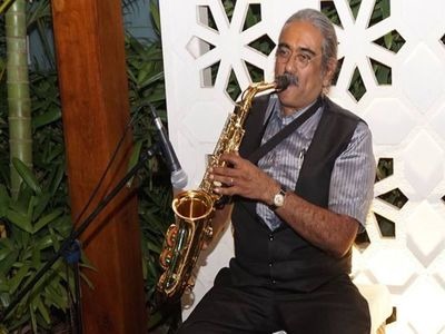 SaxophonistRamanBF23apr2018